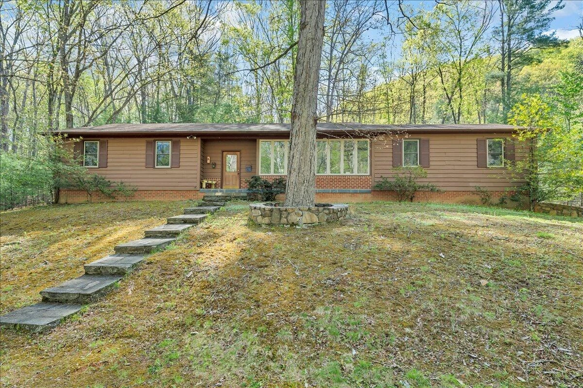 3878 Harborwood RD