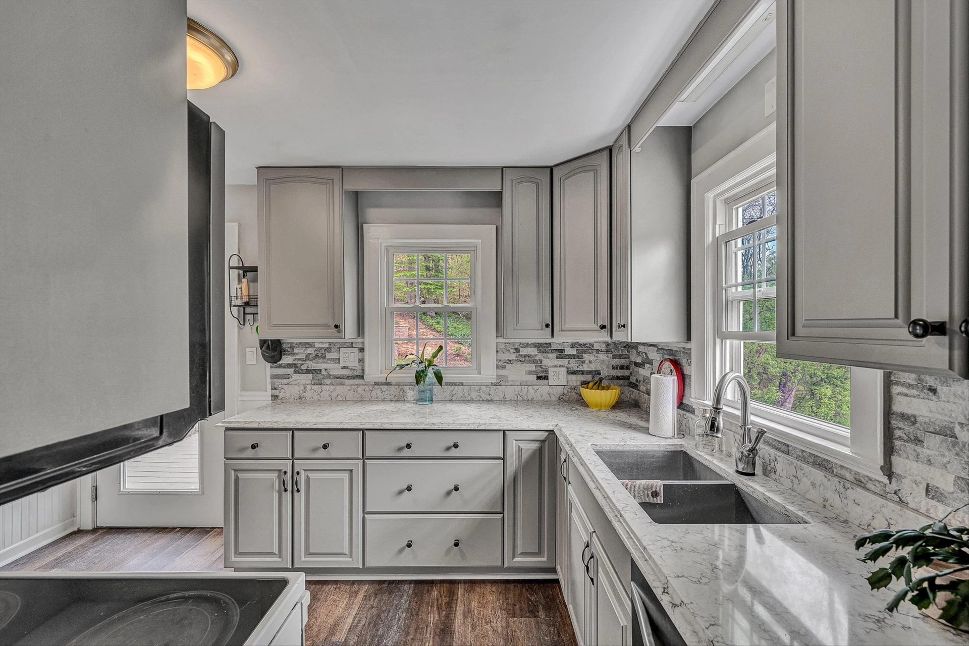 6923 Old Mill RD - Photo 17