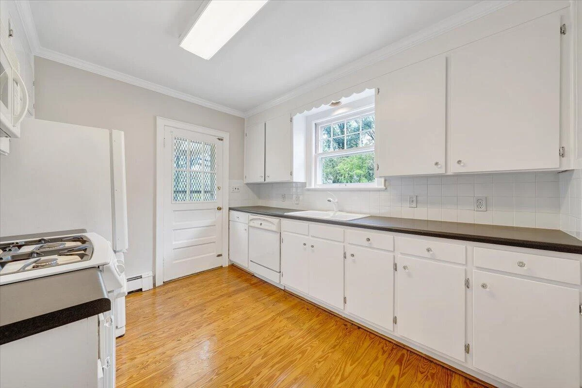 2469 Tillett RD - Photo 17