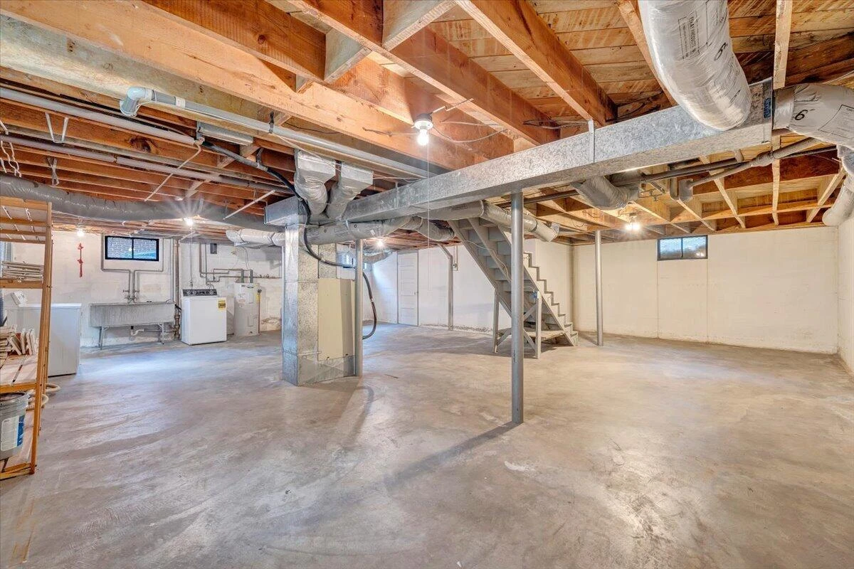 2469 Tillett RD - Photo 34