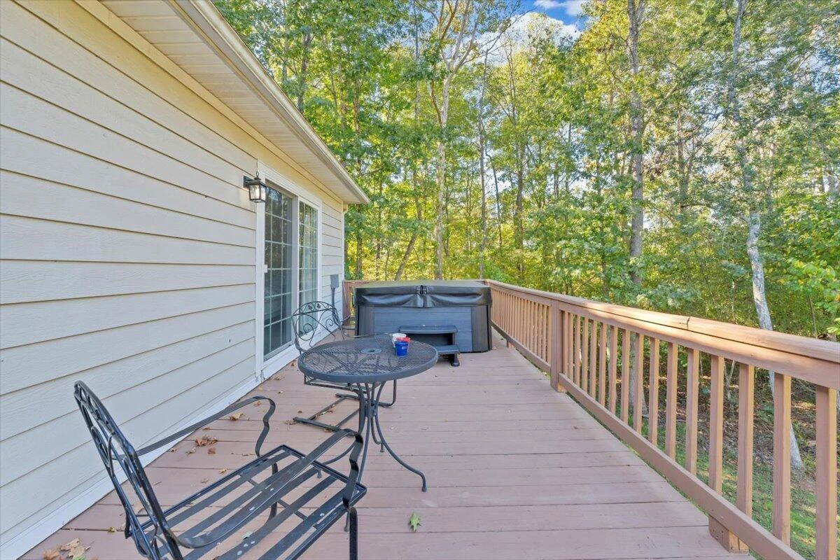 132 Pointe O Woods DR - Photo 19