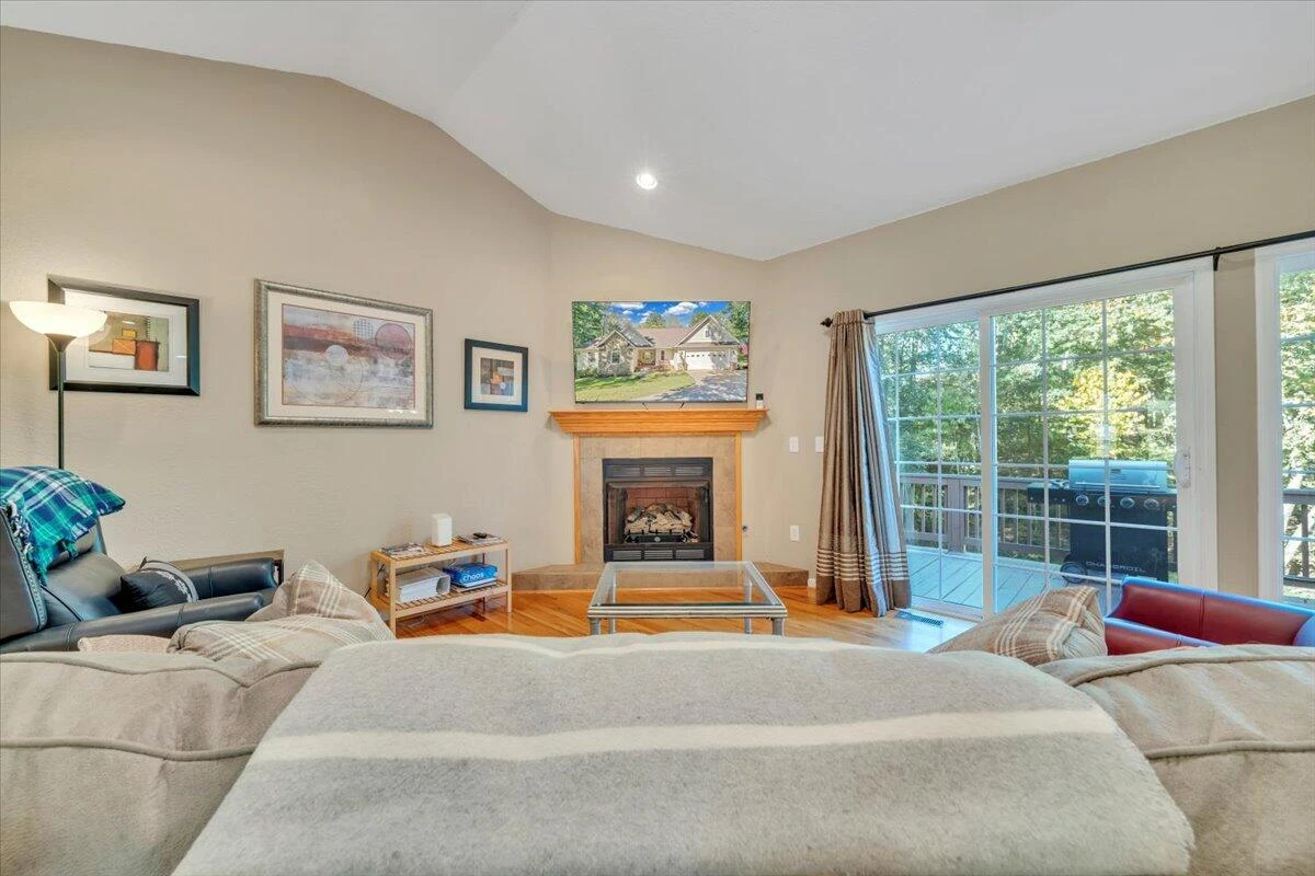 132 Pointe O Woods DR - Photo 25
