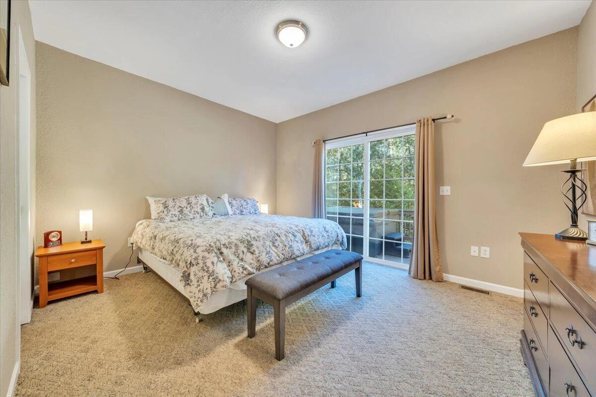 132 Pointe O Woods DR - Photo 28