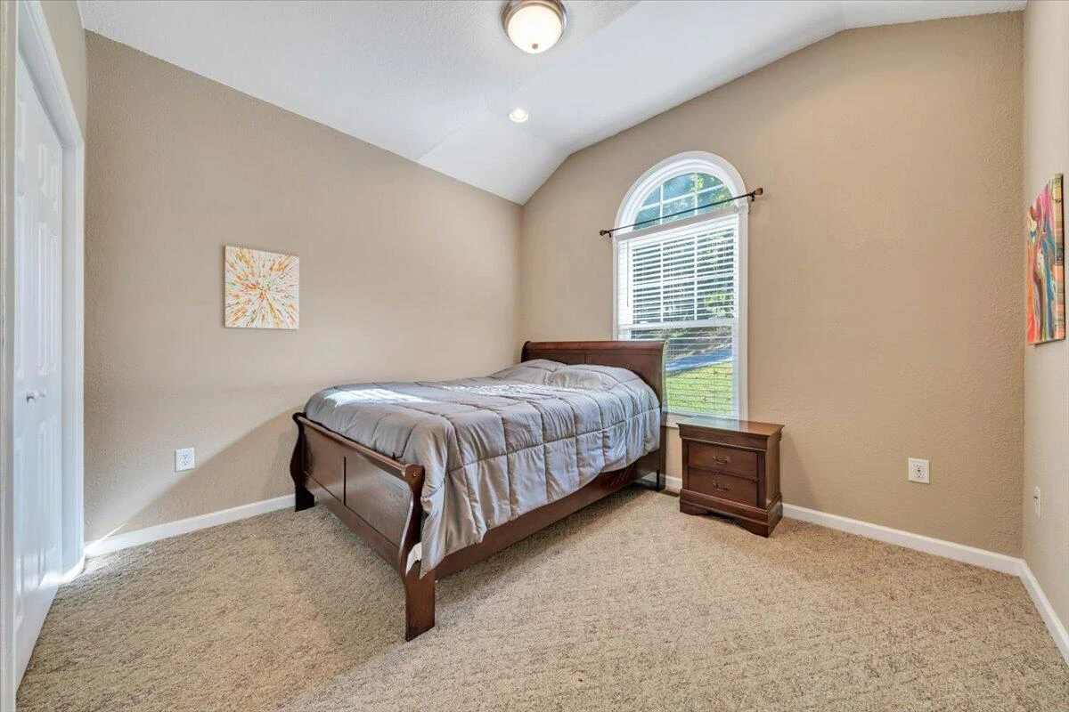 132 Pointe O Woods DR - Photo 33