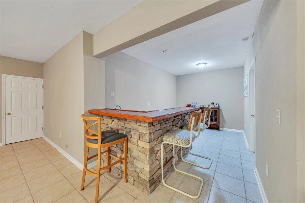 132 Pointe O Woods DR - Photo 11