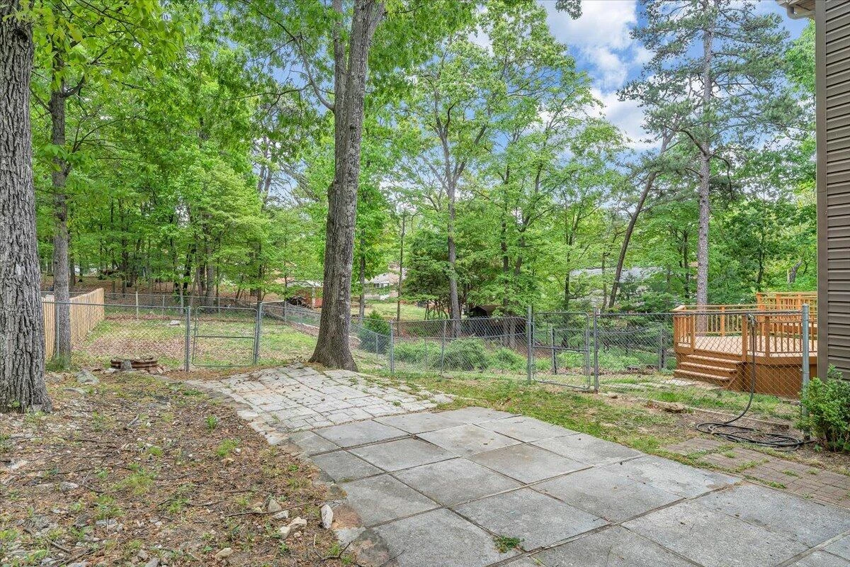 2730 Coachman CIR - Photo 40
