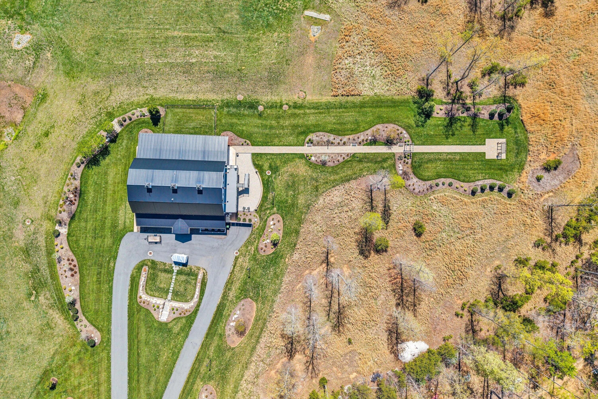9945 BROOKS MILL RD - Photo 69