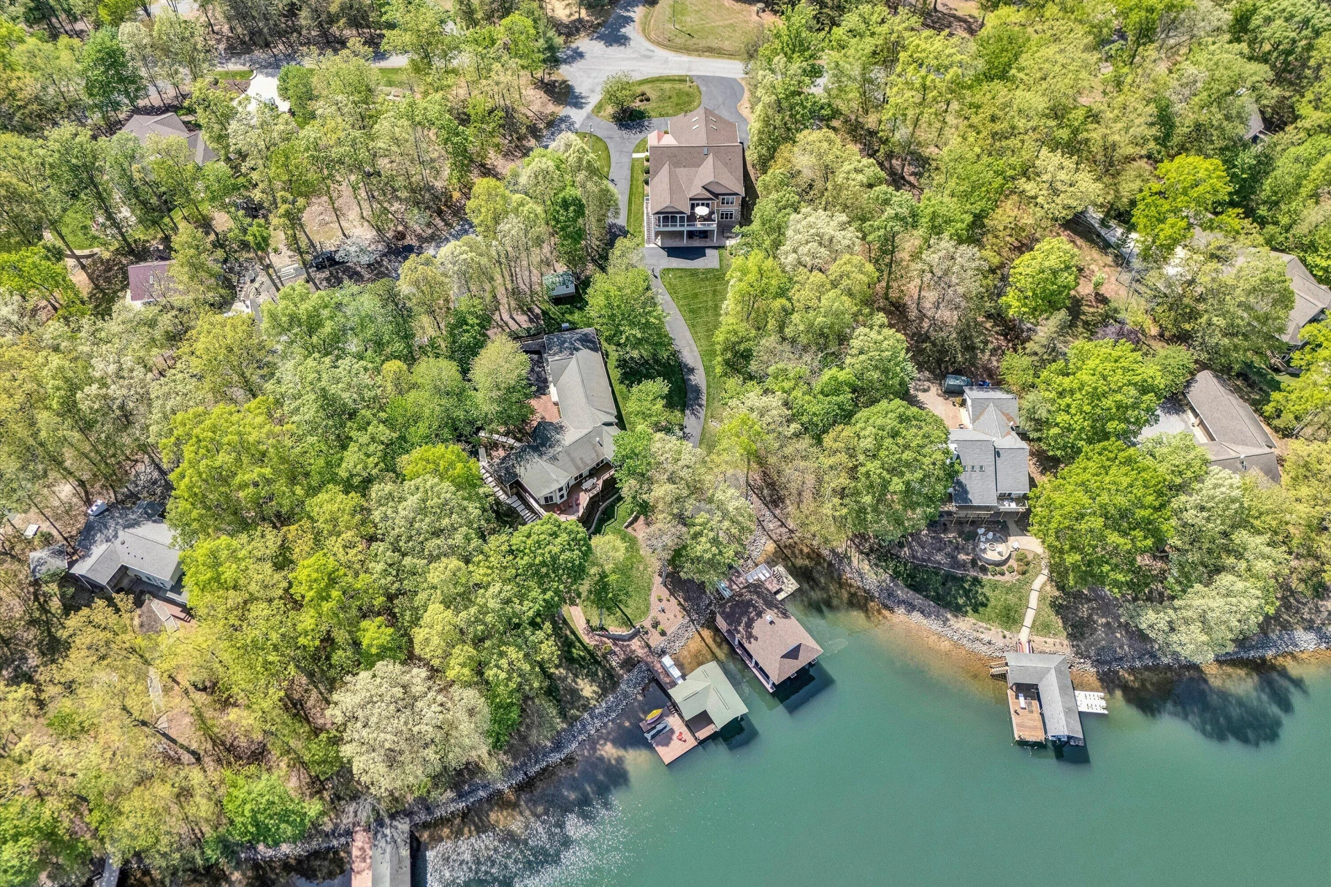 250 Deerwood DR - Photo 19