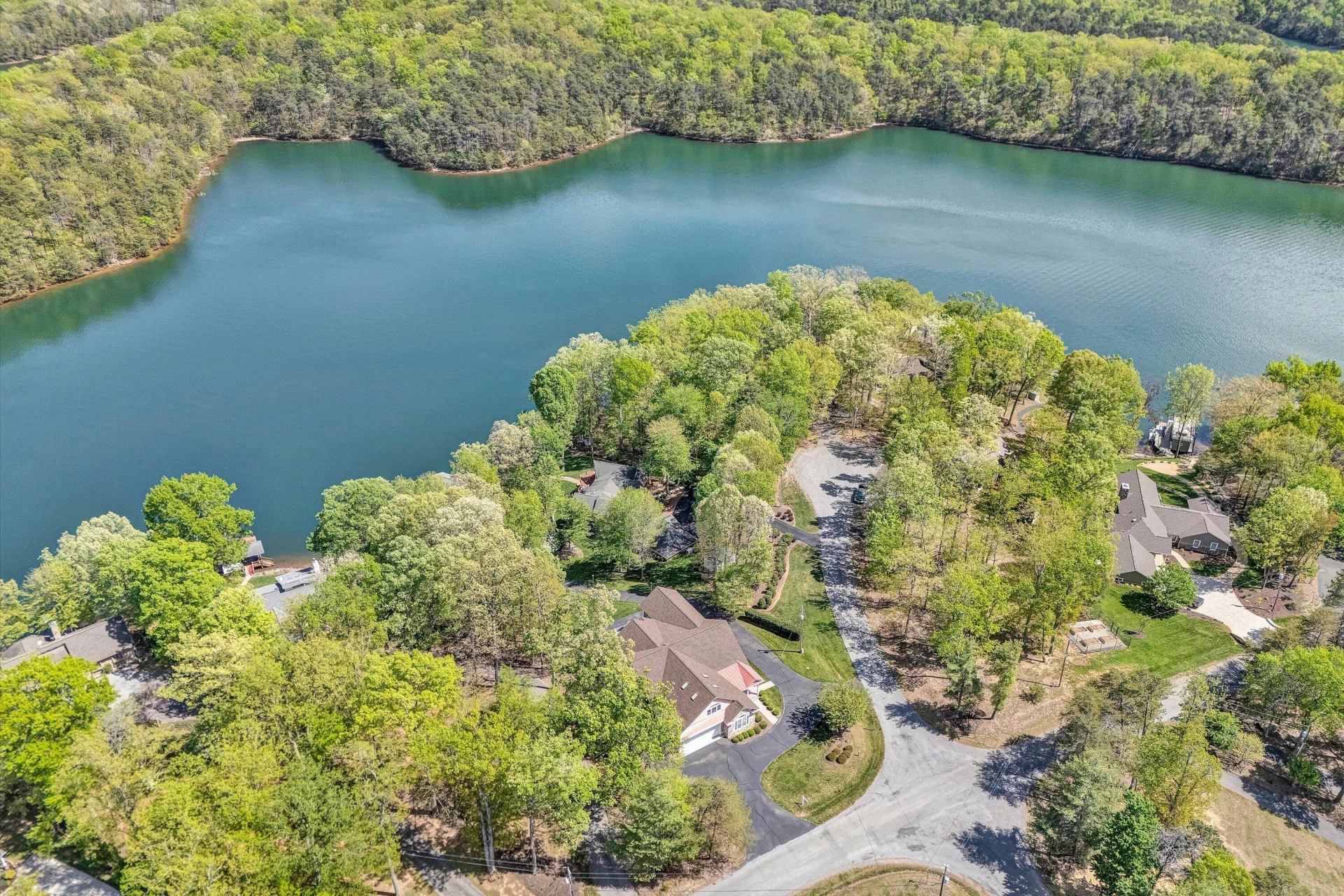 250 Deerwood DR - Photo 21