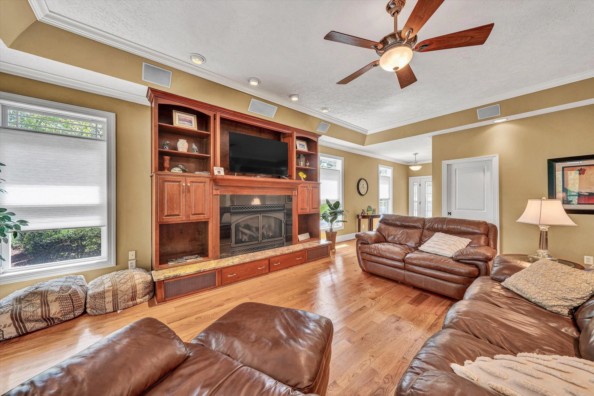 250 Deerwood DR - Photo 29