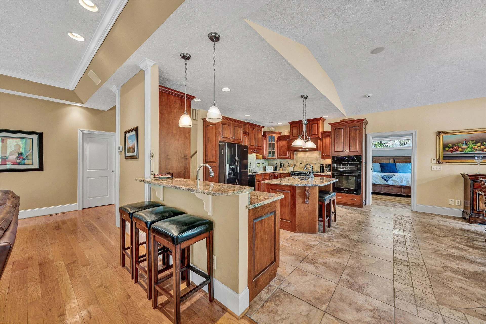 250 Deerwood DR - Photo 30