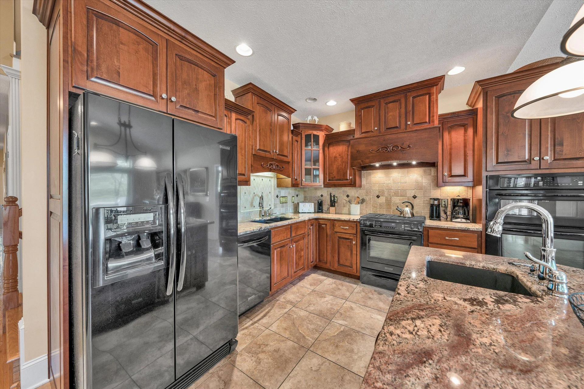 250 Deerwood DR - Photo 34