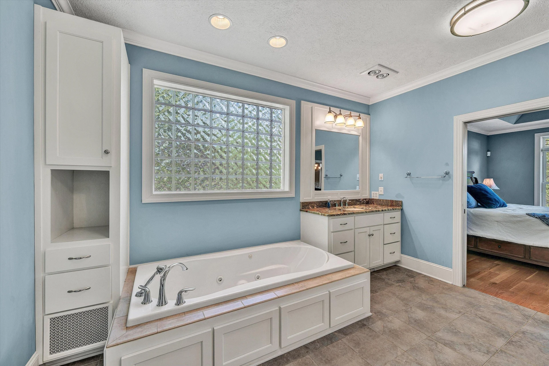 250 Deerwood DR - Photo 48