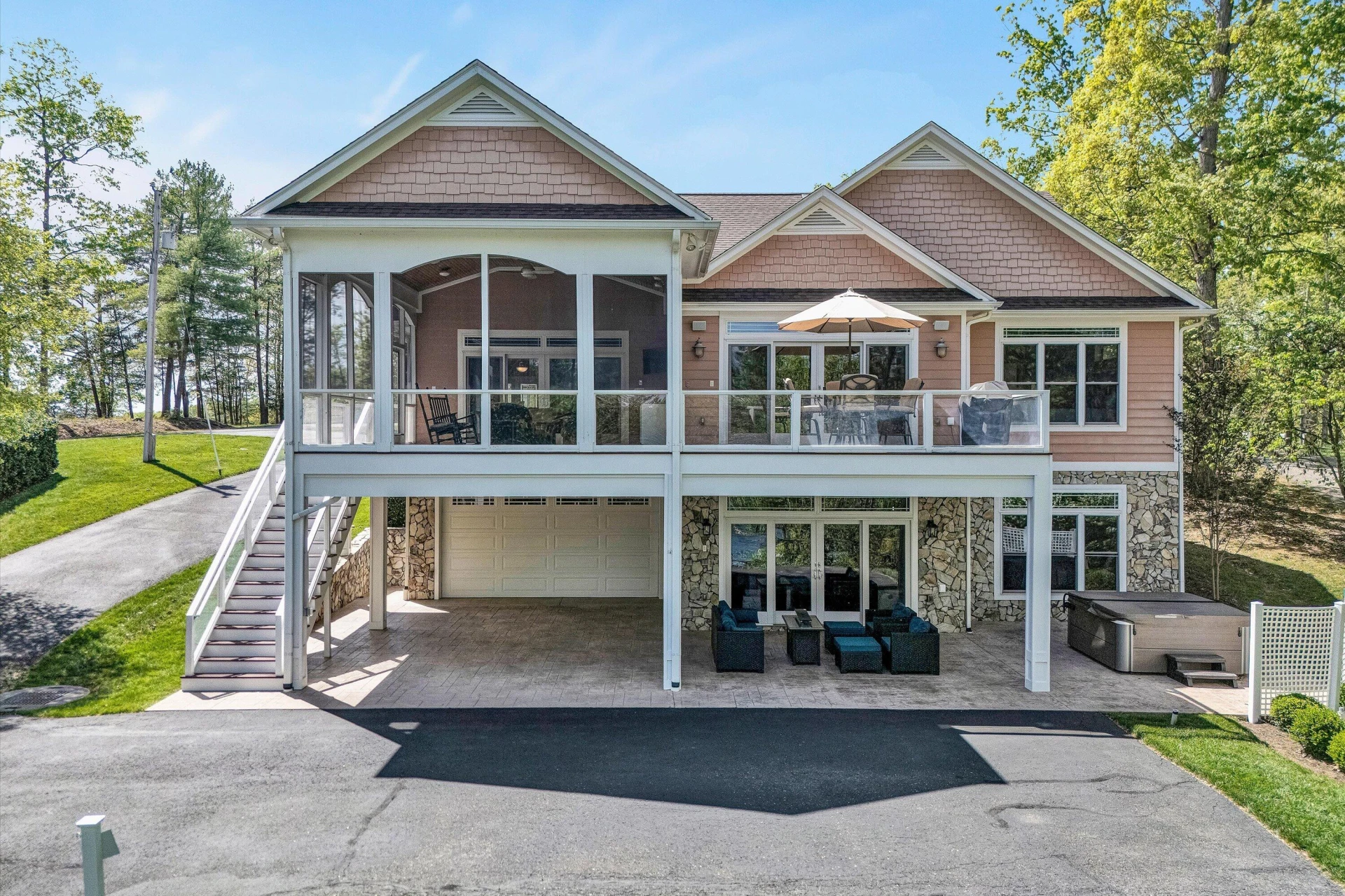 250 Deerwood DR - Photo 9