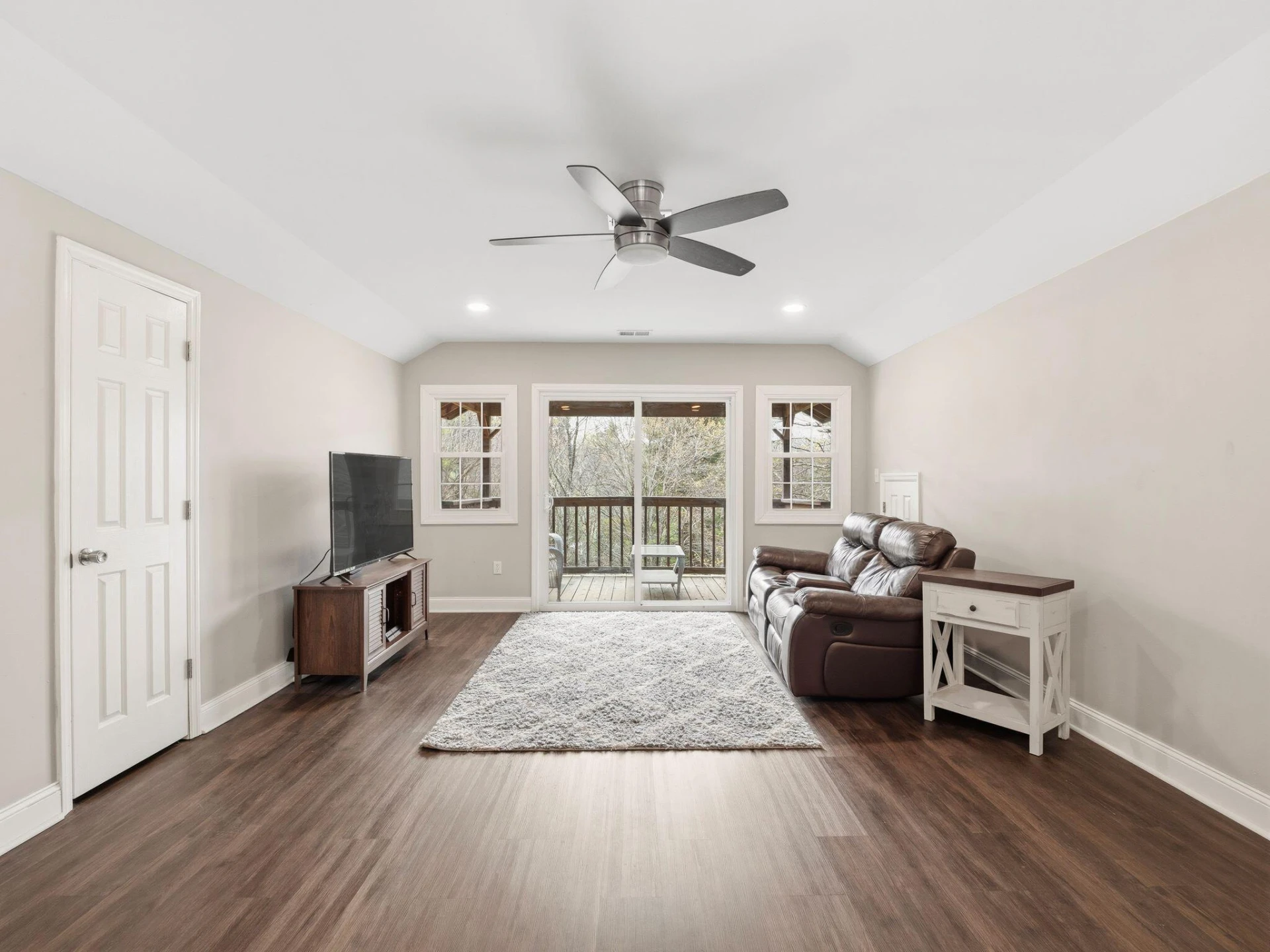 10071 Fortune Ridge RD - Photo 21