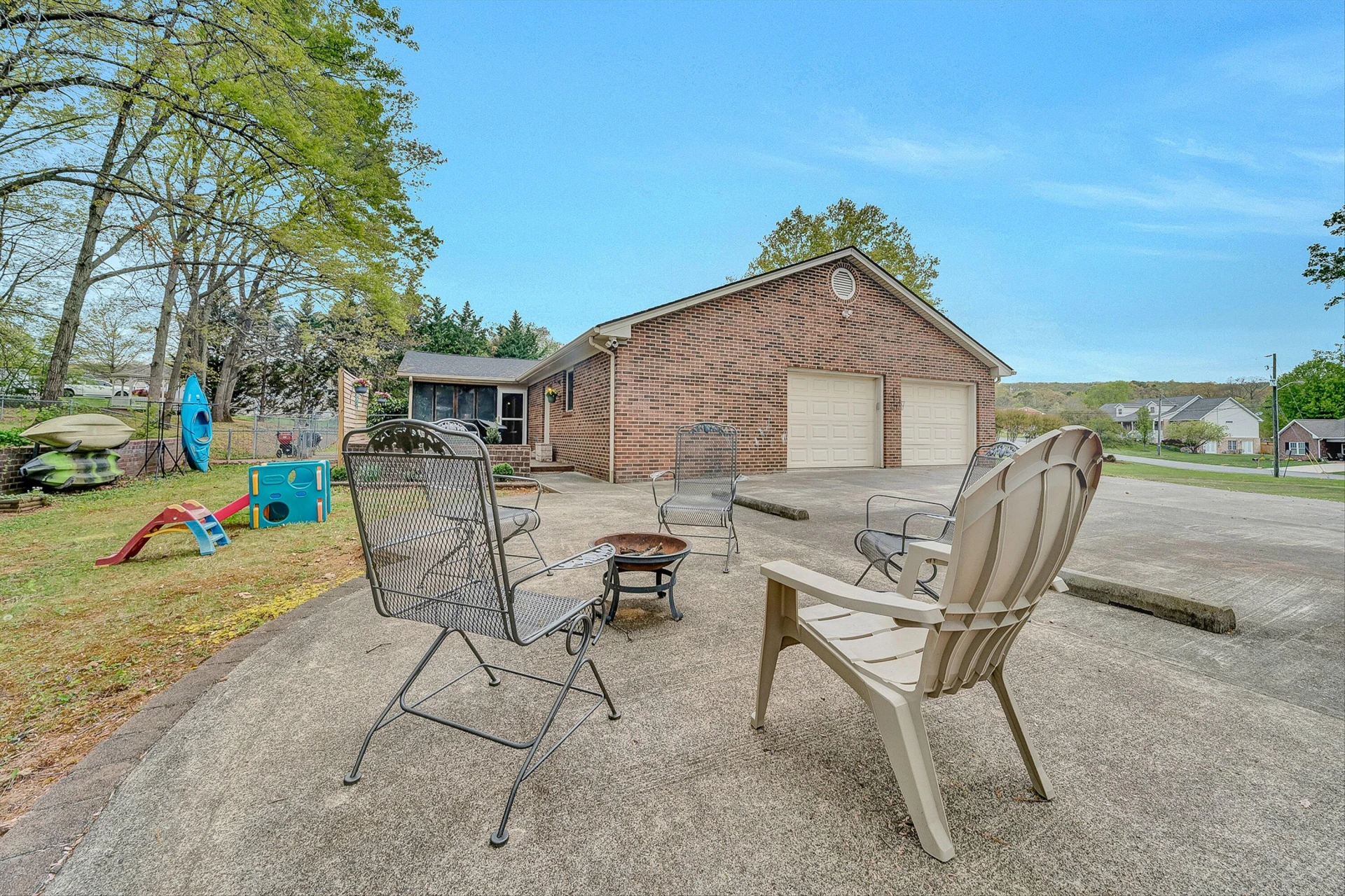 8102 Otterview DR - Photo 52