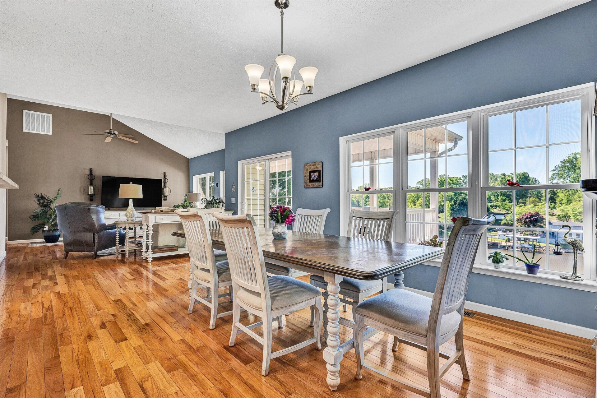 400 Sourwood DR - Photo 20