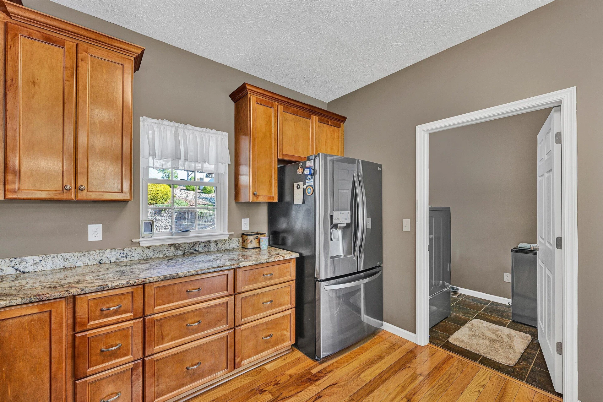 400 Sourwood DR - Photo 24