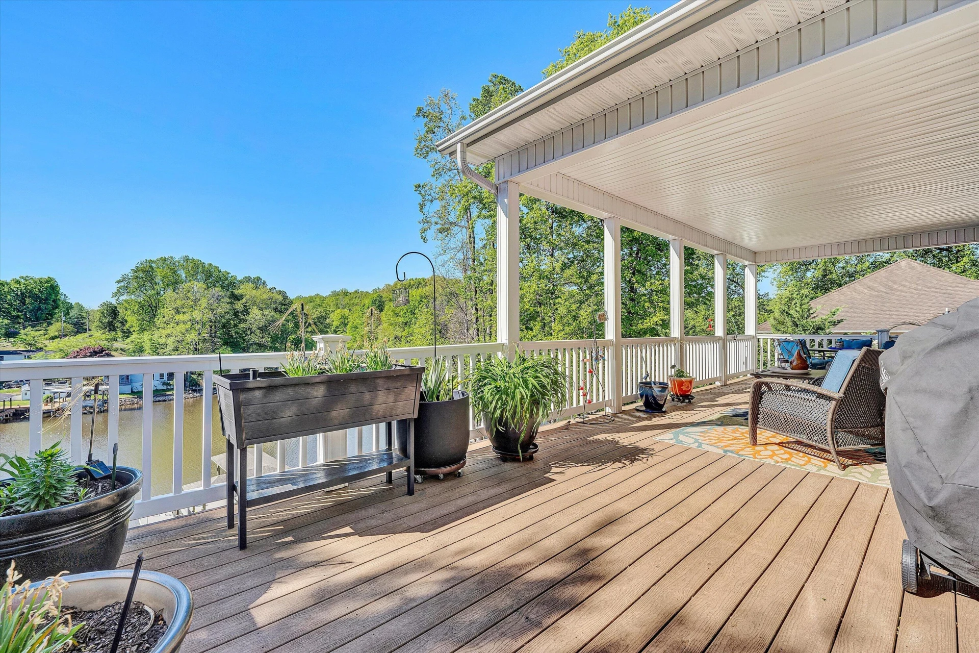 400 Sourwood DR - Photo 32