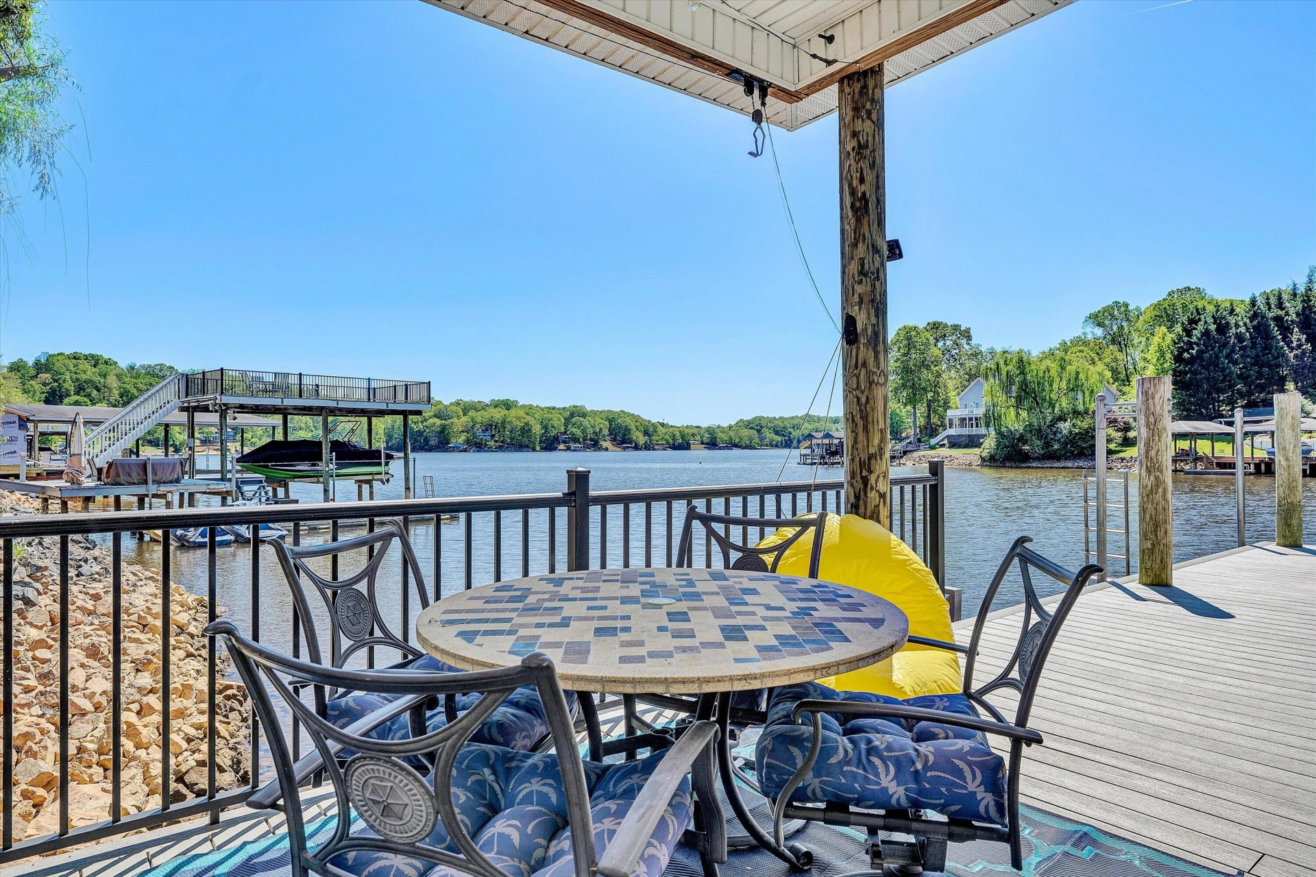 400 Sourwood DR - Photo 59