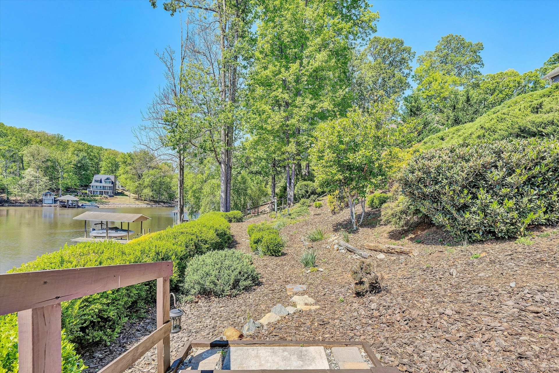400 Sourwood DR - Photo 65