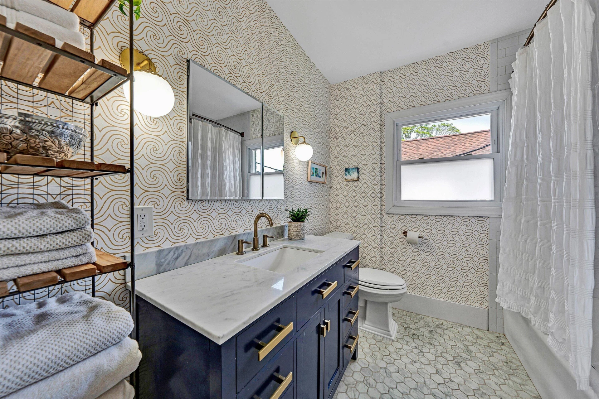 1819 Windsor AVE - Photo 26