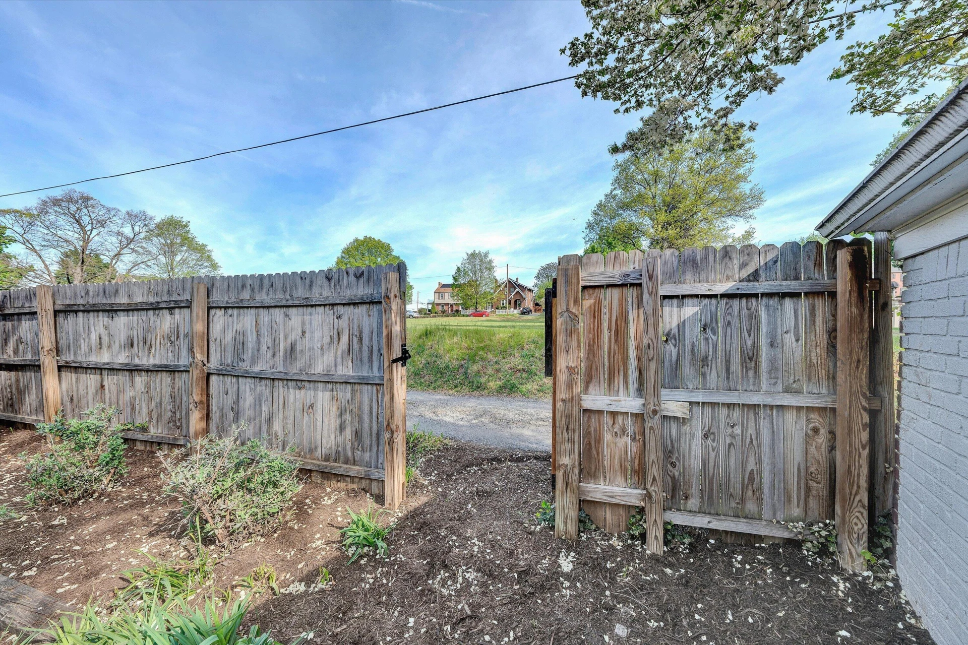 1819 Windsor AVE - Photo 47