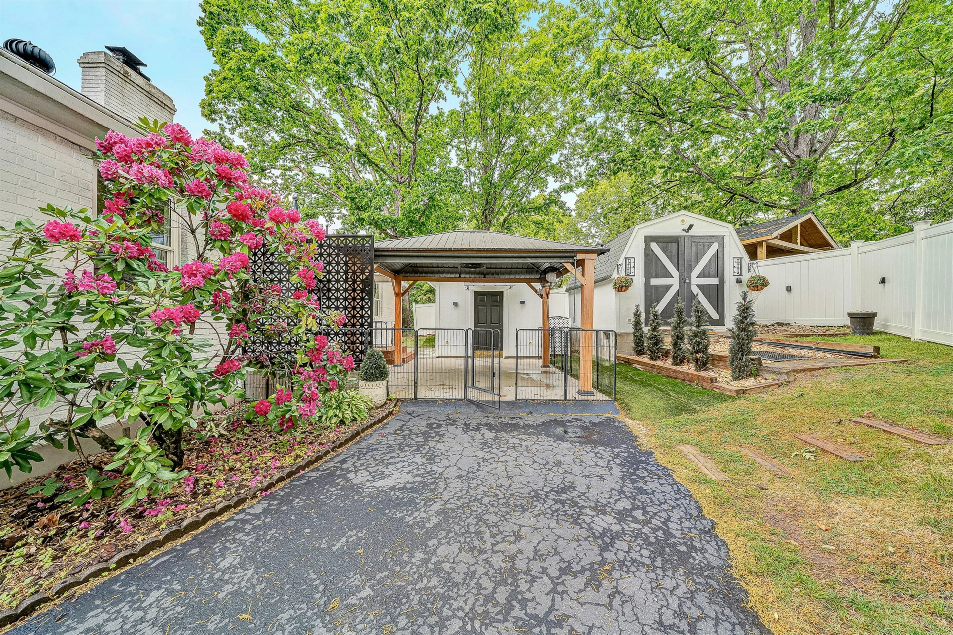 3337 Woodland DR - Photo 22