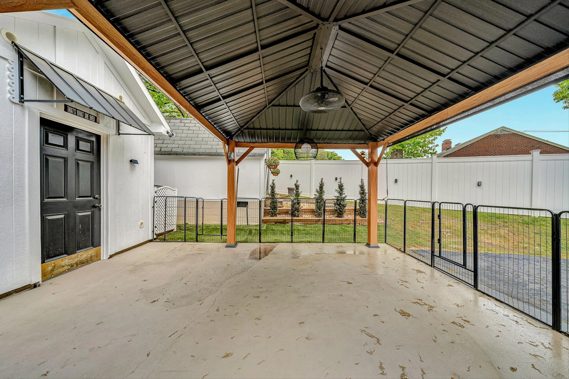 3337 Woodland DR - Photo 24