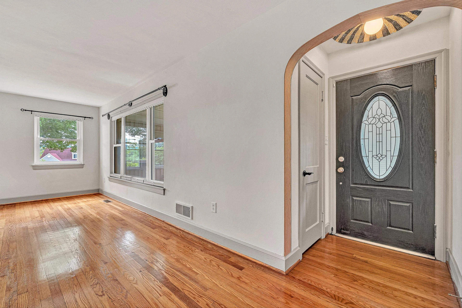 3337 Woodland DR - Photo 7