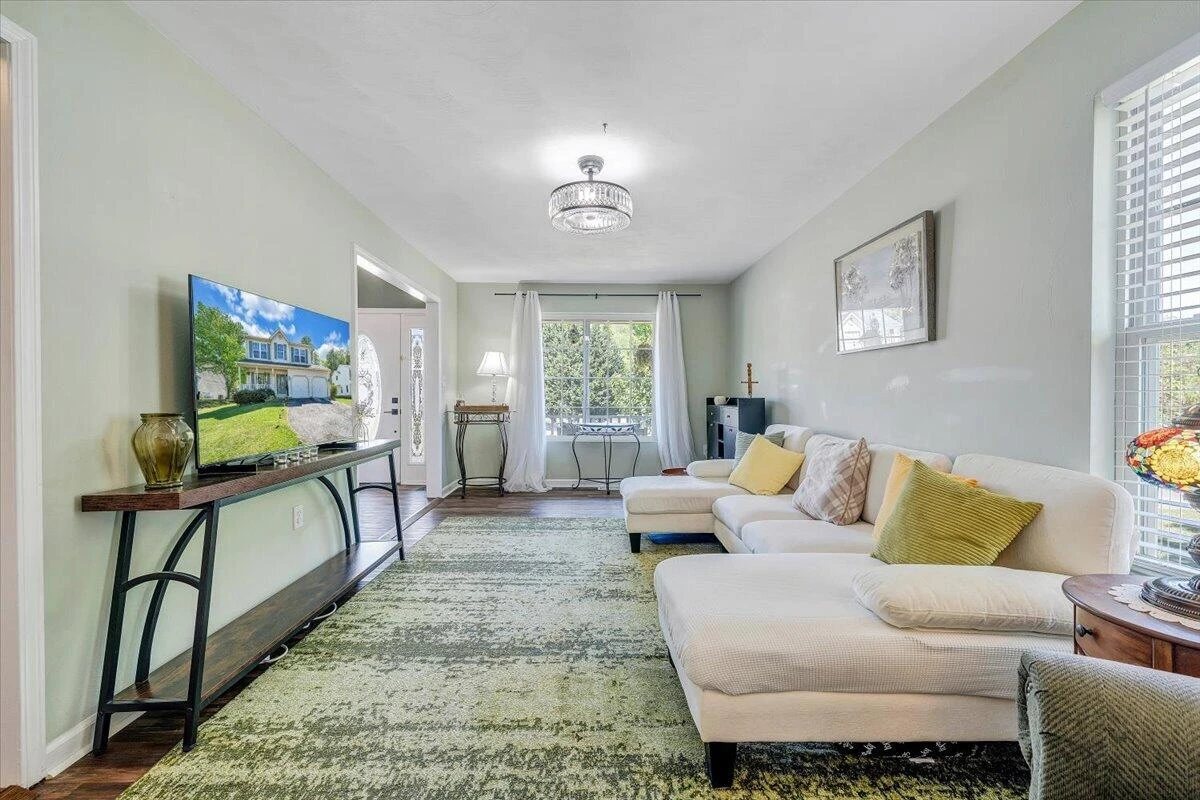4626 Nevis DR - Photo 21