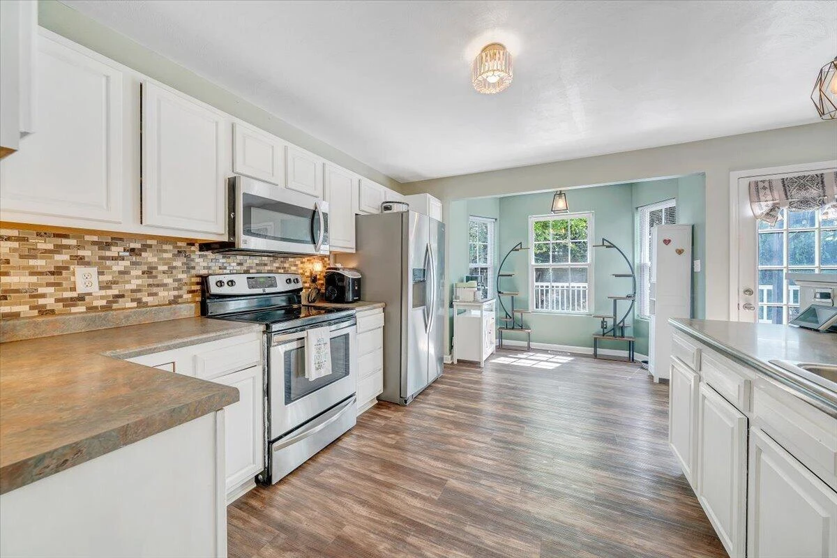 4626 Nevis DR - Photo 24