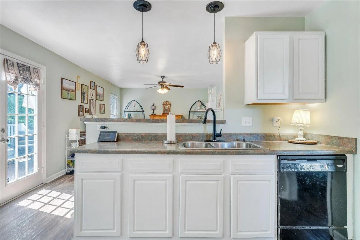 4626 Nevis DR - Photo 25