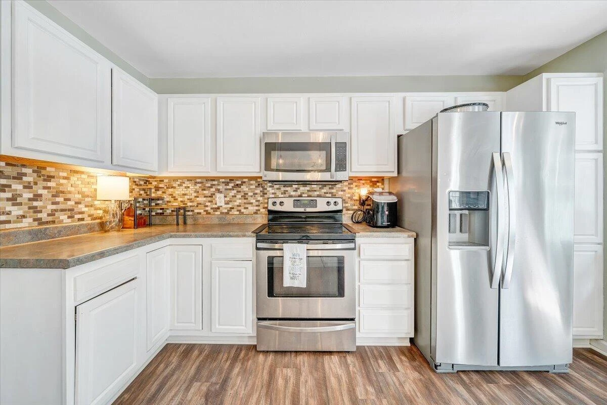 4626 Nevis DR - Photo 26