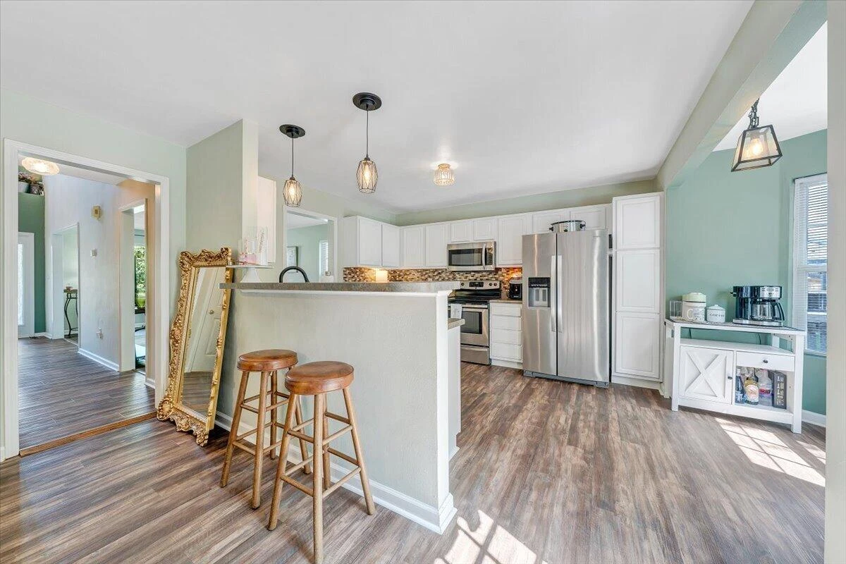 4626 Nevis DR - Photo 31
