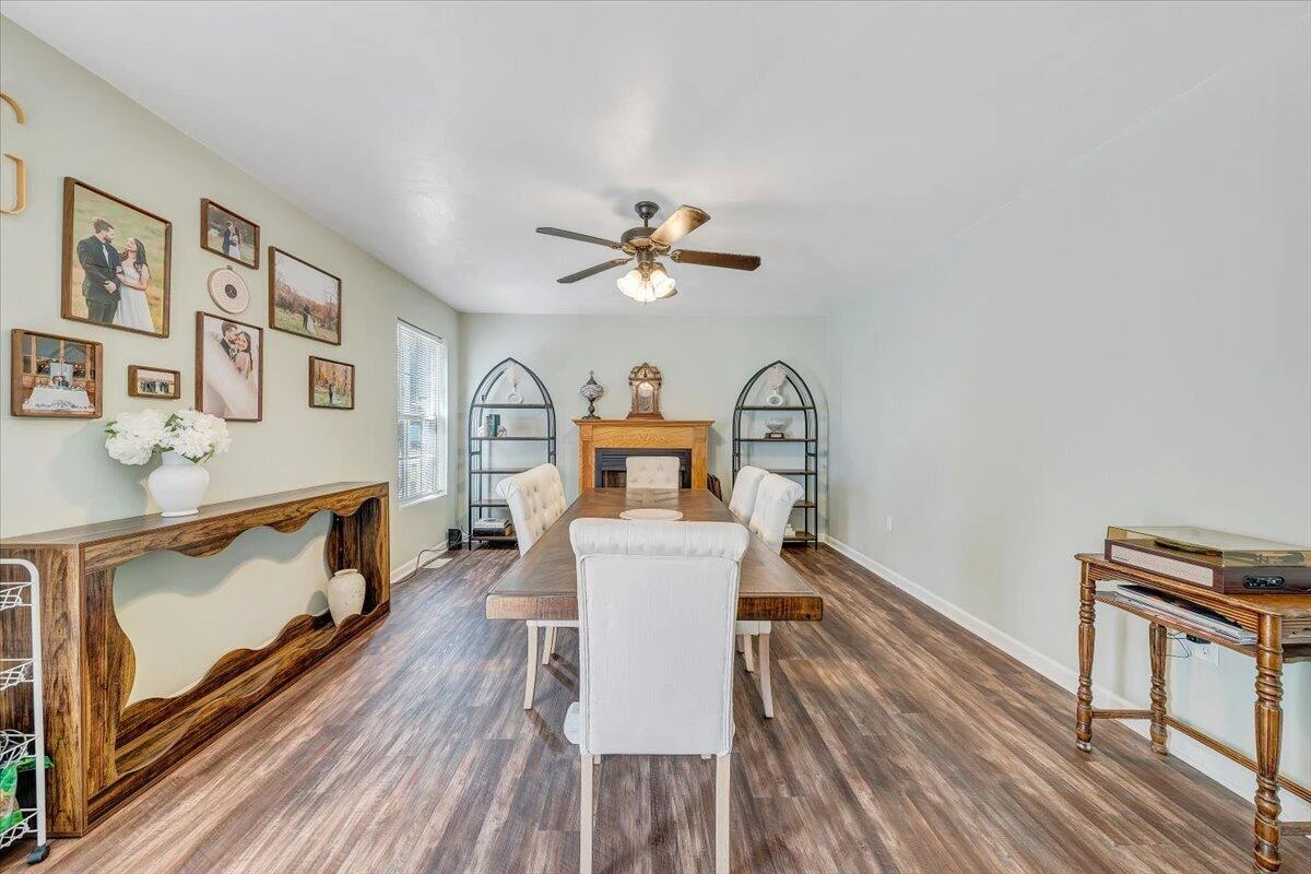 4626 Nevis DR - Photo 32