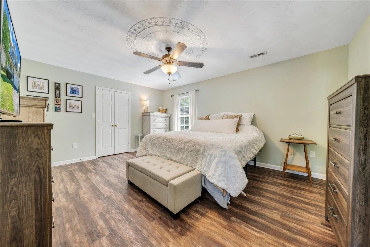 4626 Nevis DR - Photo 43