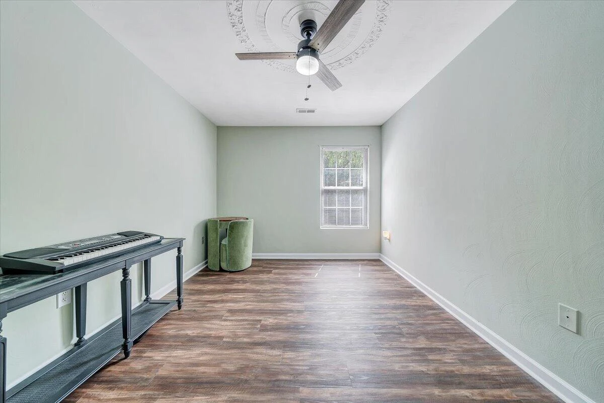 4626 Nevis DR - Photo 56