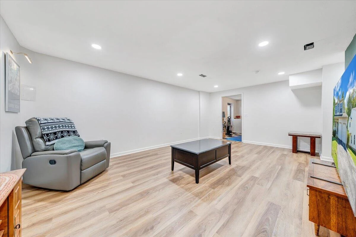 4626 Nevis DR - Photo 59