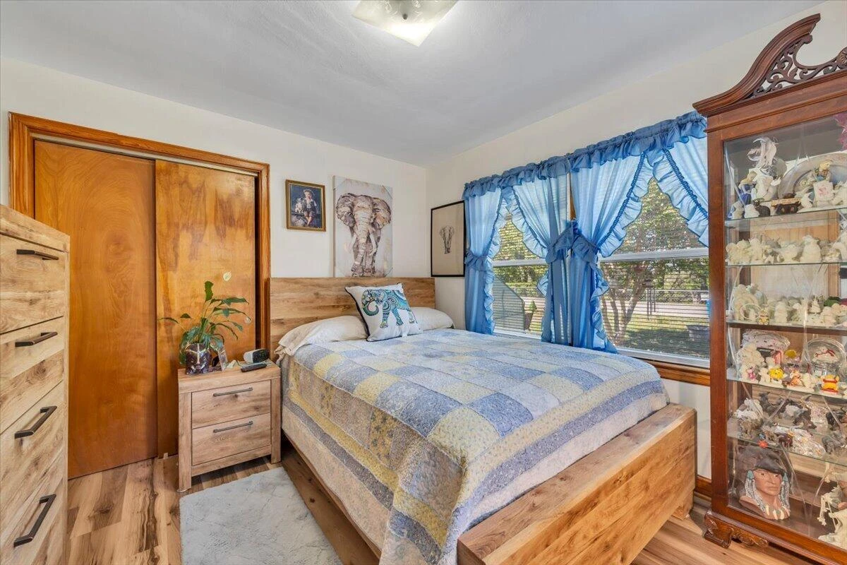 4760 PEACH TREE DR - Photo 21