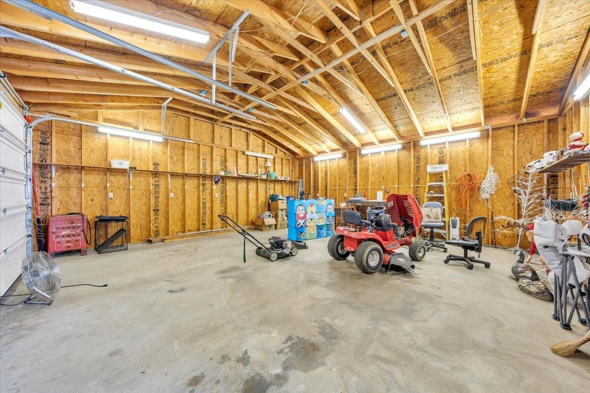 4760 PEACH TREE DR - Photo 35