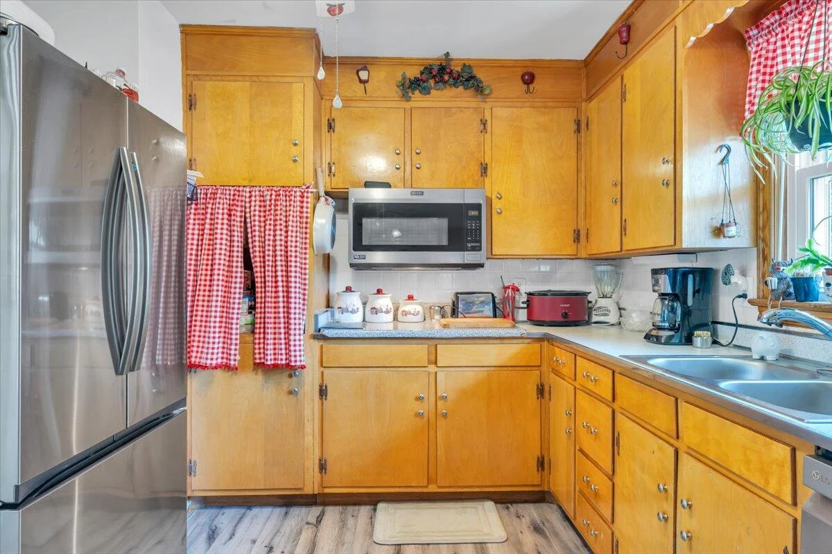4760 PEACH TREE DR - Photo 9