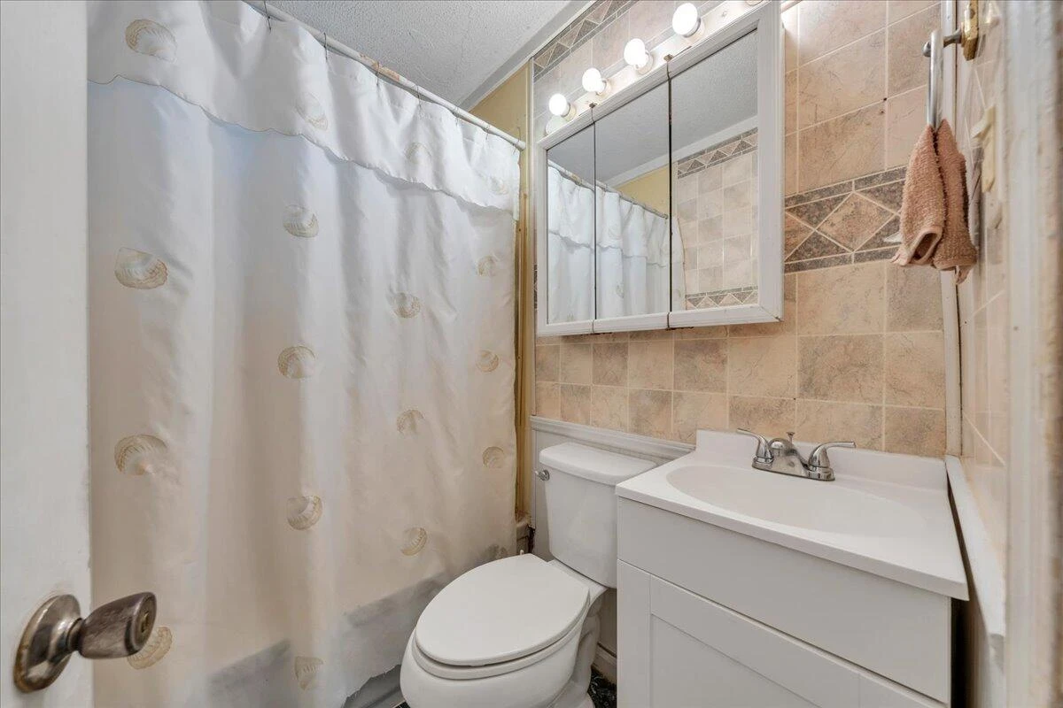 2426 Durham ST - Photo 14