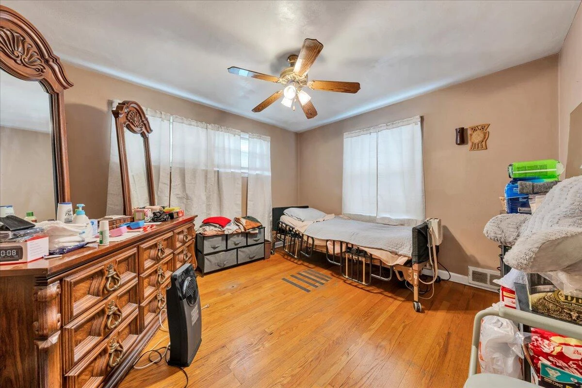 2426 Durham ST - Photo 16