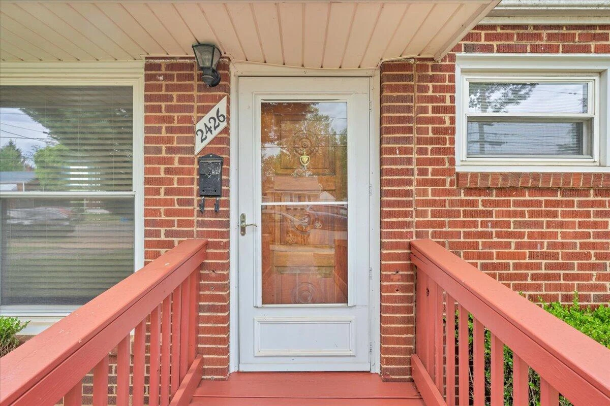 2426 Durham ST - Photo 3