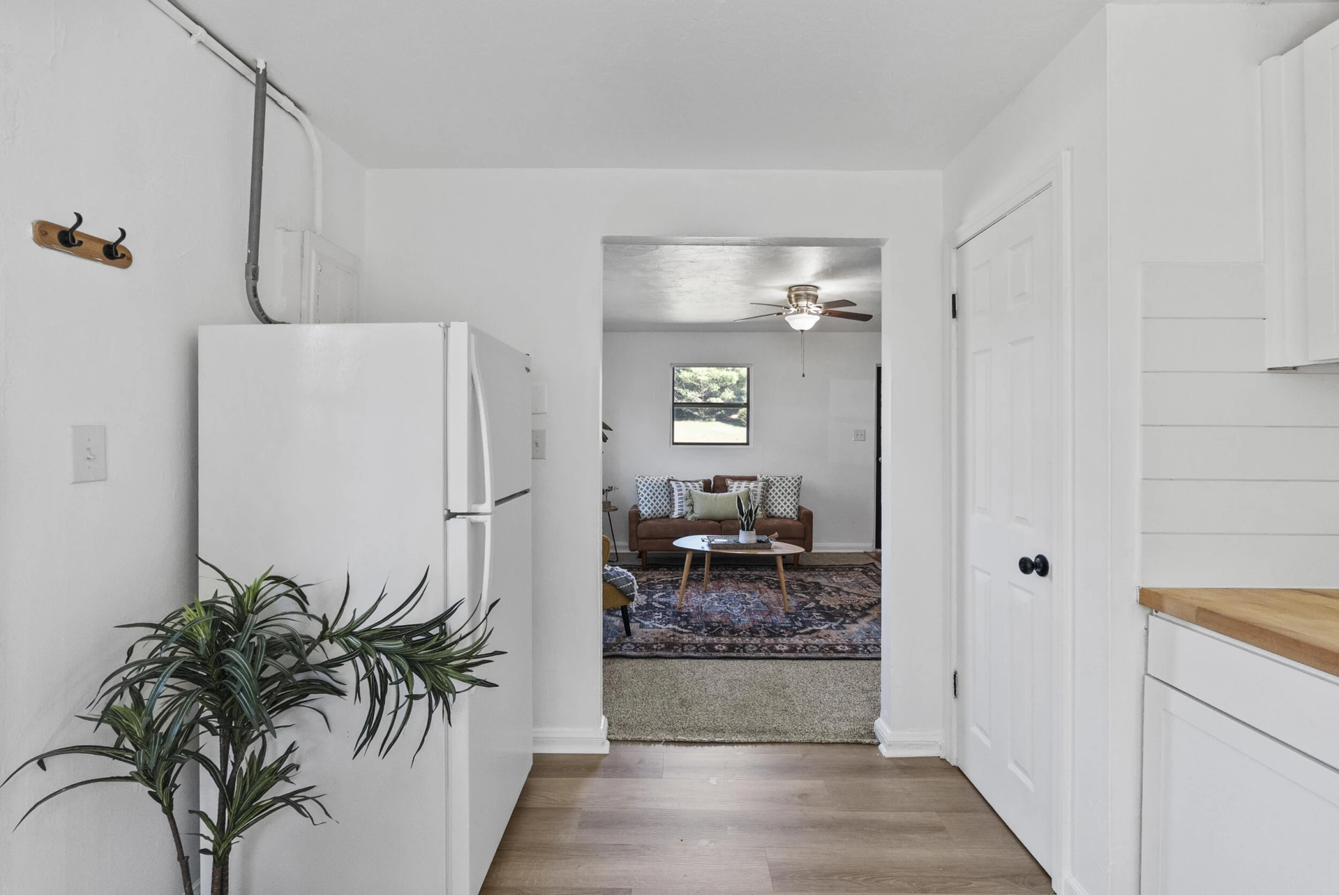 831 Liberty ST - Photo 11