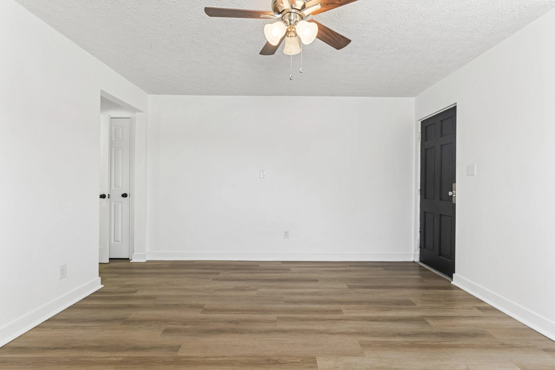 831 Liberty ST - Photo 16