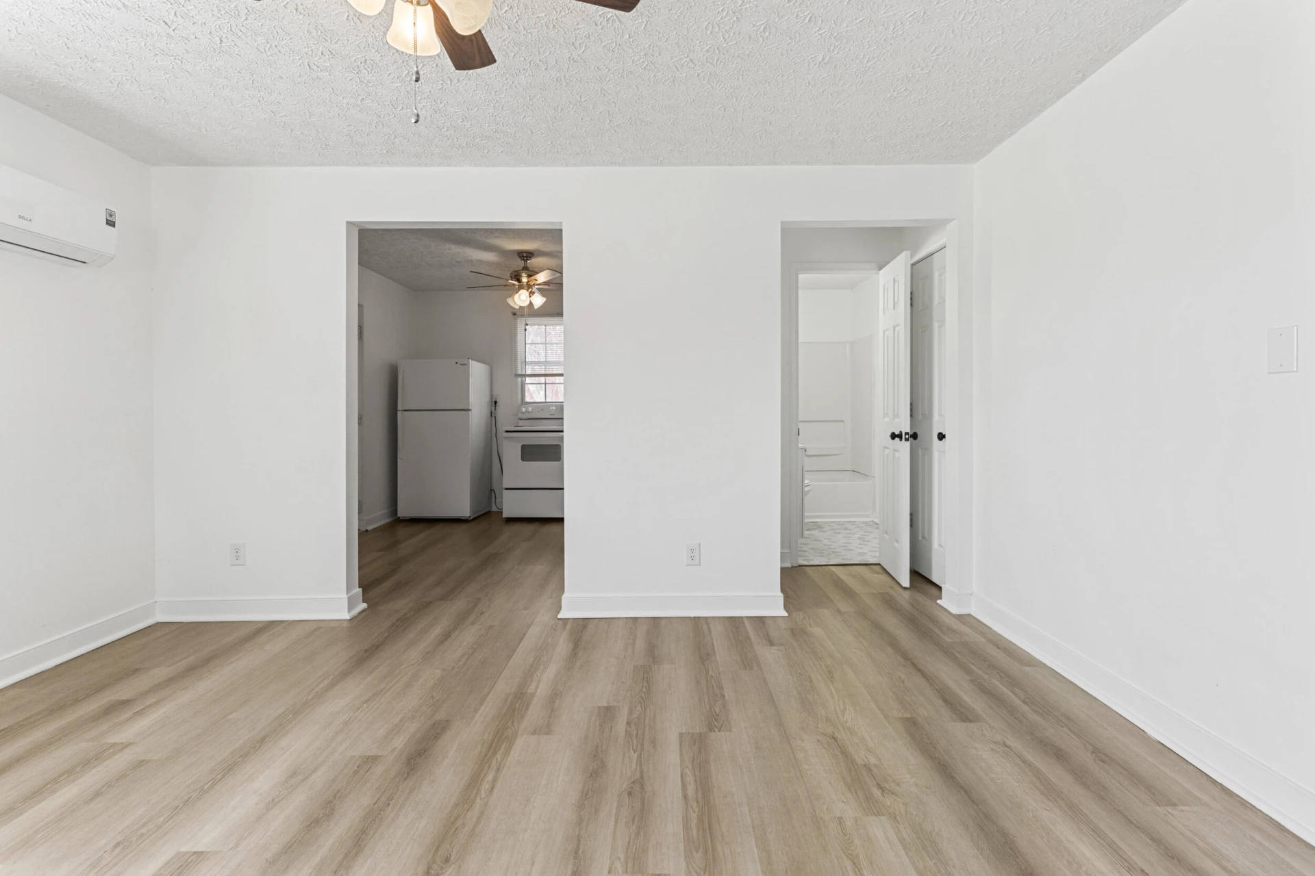 831 Liberty ST - Photo 18