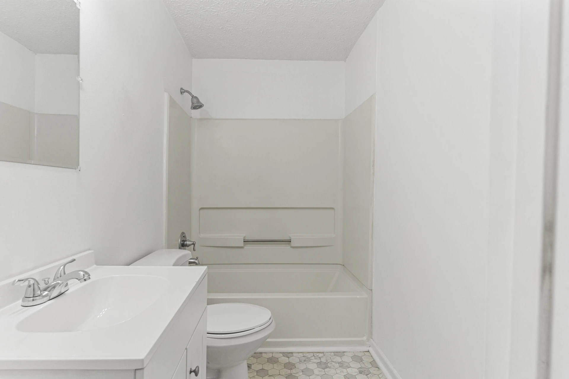 831 Liberty ST - Photo 22