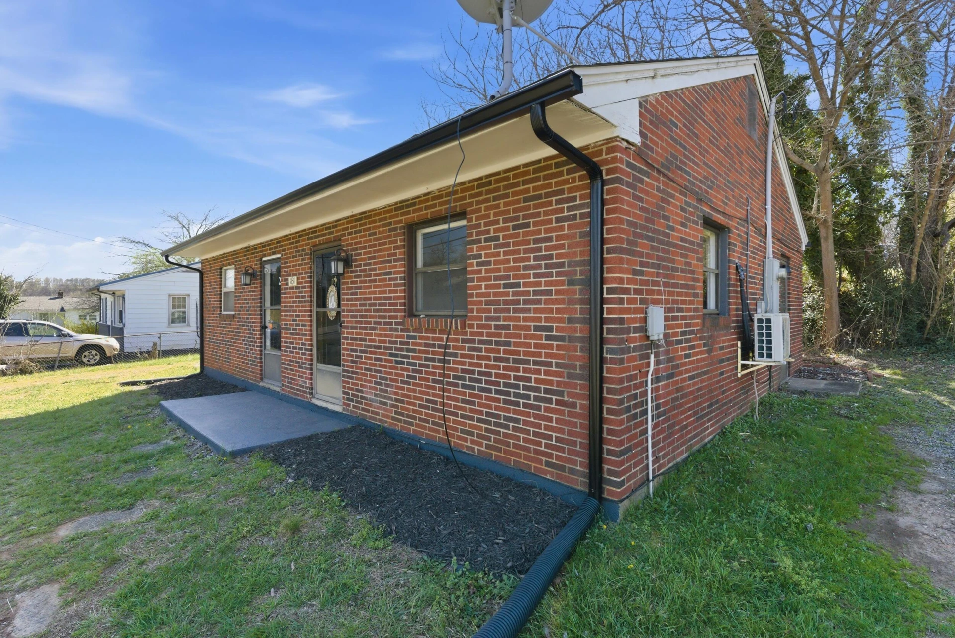 831 Liberty ST - Photo 25